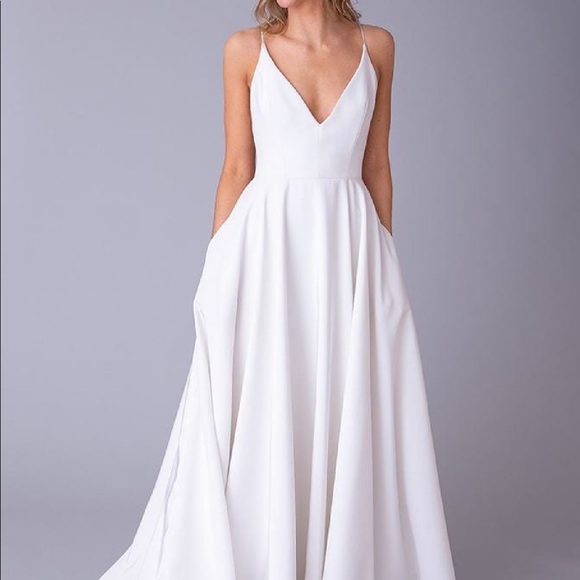 Wedding Dress (Dear Heart by Lovely Bride) - Picture 1 of 2